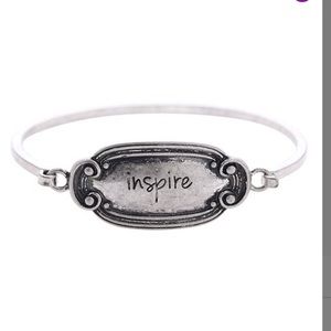 Allison Reed- 'Inspire"' Plaque Hinge Bangle Vintage Style w/ Hook closure - NWT
